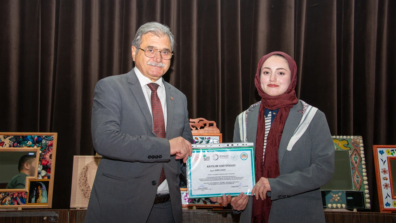 ‘Anadoludakiler’ Projesi’nde eğitim alan öğrenciler sertifikalarına kavuştu